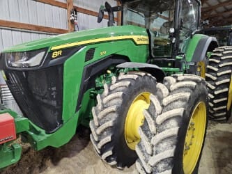 2025 John Deere 8R 370 Equipment Image0