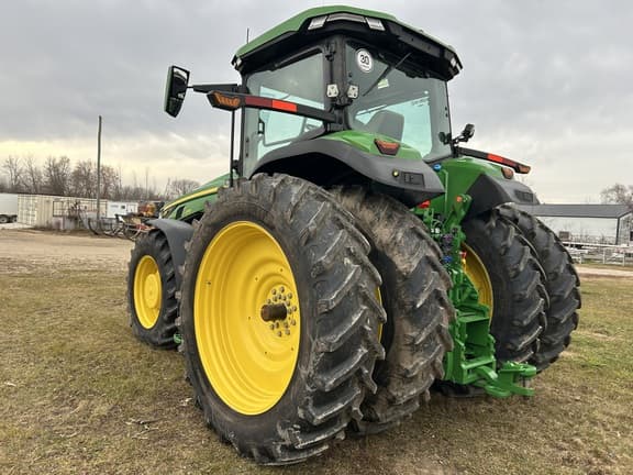 Image of John Deere 8R 370 equipment image 4
