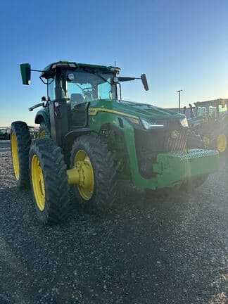 Image of John Deere 8R 370 equipment image 3