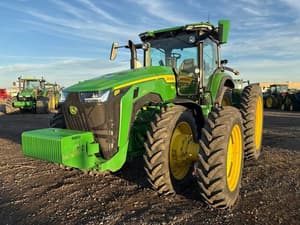 2025 John Deere 8R 370 Image
