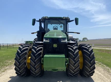 Image of John Deere 8R 370 equipment image 1