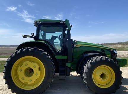 Image of John Deere 8R 370 equipment image 3