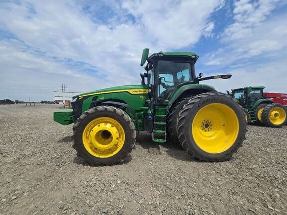 Image of John Deere 8R 370 equipment image 1