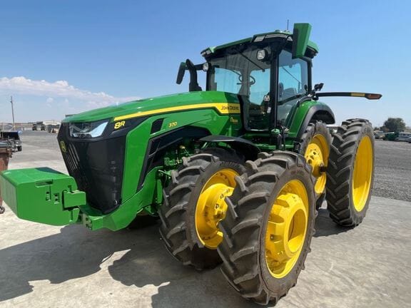 2025 John Deere 8R 370 Equipment Image0