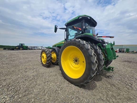 Image of John Deere 8R 370 equipment image 2