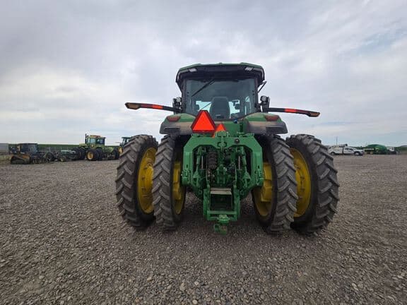 Image of John Deere 8R 370 equipment image 3