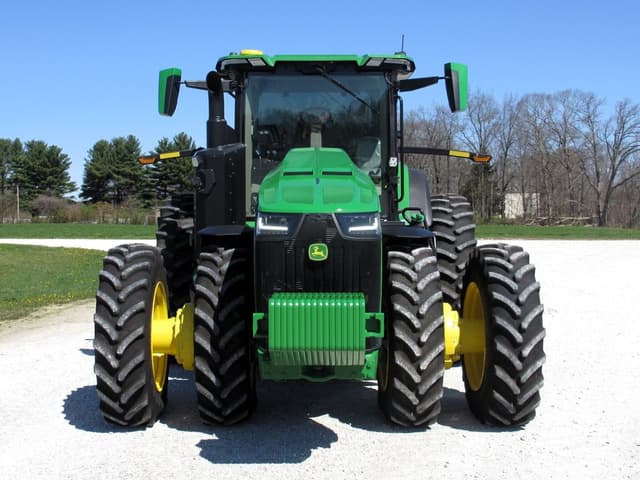 Image of John Deere 8R 370 equipment image 2