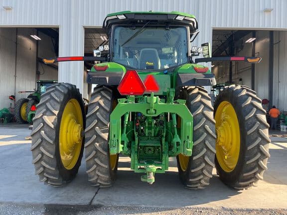 Image of John Deere 8R 370 equipment image 3