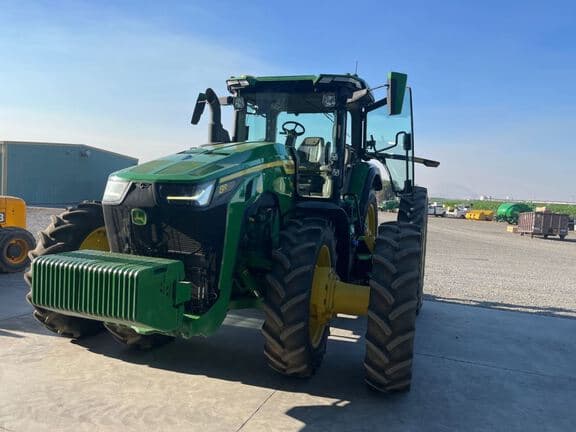 Image of John Deere 8R 370 Primary image