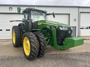 2025 John Deere 8R 370 Image