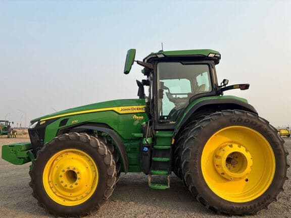 Image of John Deere 8R 370 equipment image 1