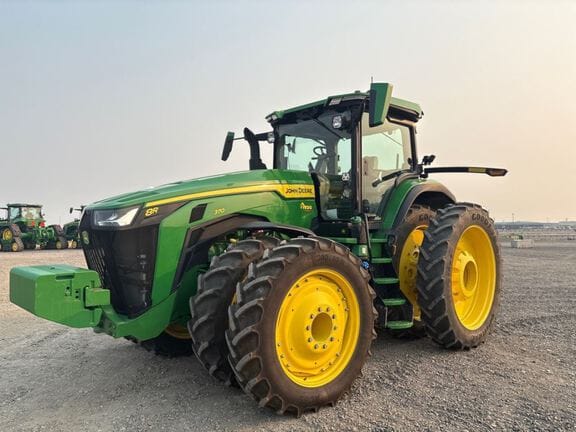 2025 John Deere 8R 370 Equipment Image0