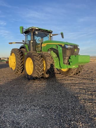 Image of John Deere 8R 370 equipment image 2