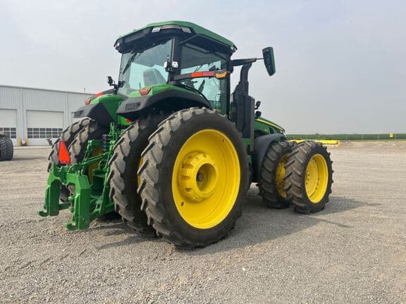 Image of John Deere 8R 370 equipment image 4