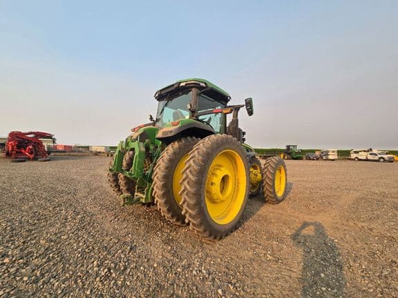 Image of John Deere 8R 370 equipment image 4
