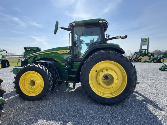 Image of John Deere 8R 410 equipment image 1