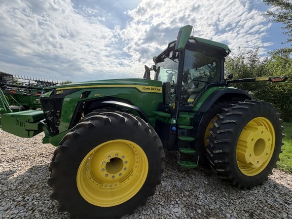 2025 John Deere 8R 410 Equipment Image0