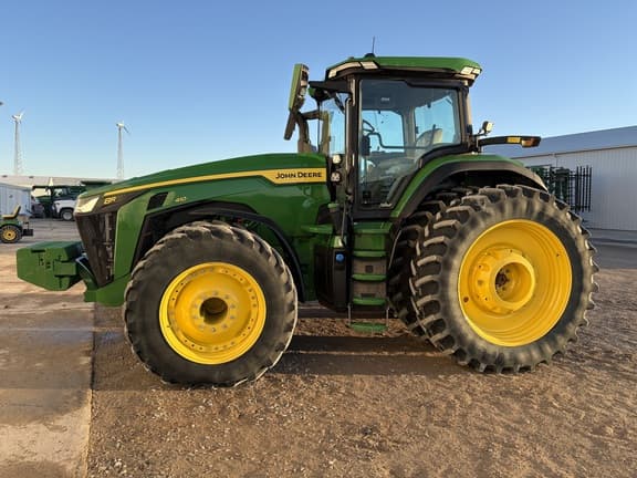 Image of John Deere 8R 410 equipment image 2