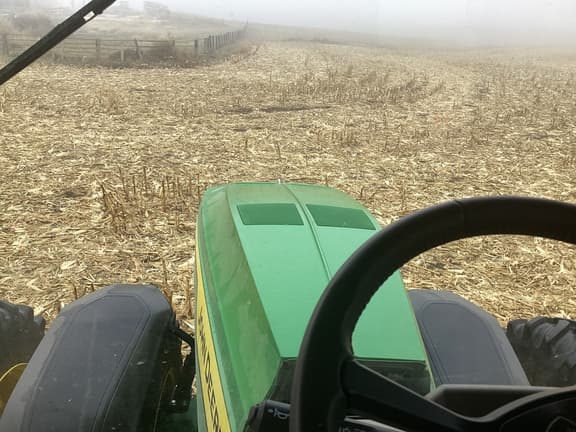 Image of John Deere 8R 410 equipment image 4