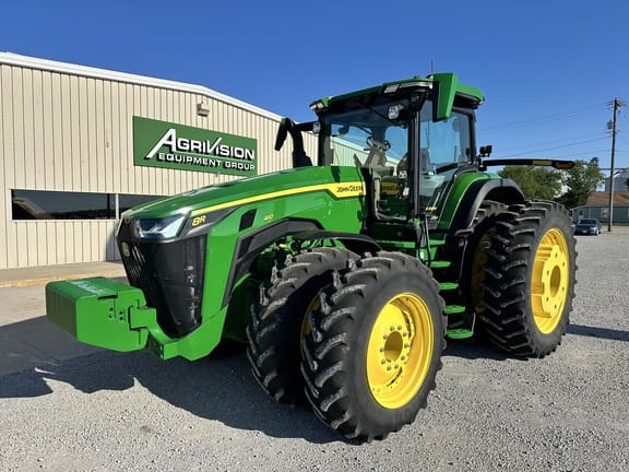 2025 John Deere 8R 410 Equipment Image0