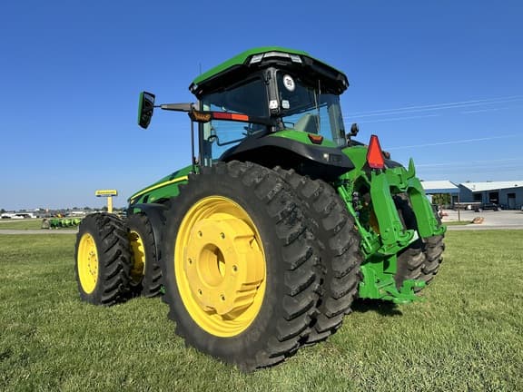 Image of John Deere 8R 410 equipment image 4