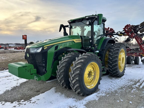 2025 John Deere 8R 410 Equipment Image0