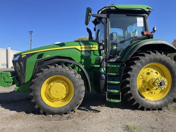 Image of John Deere 8R 410 equipment image 2