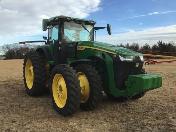 Image of John Deere 8R 410 equipment image 2
