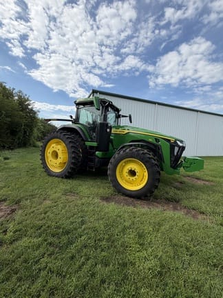 2025 John Deere 8R 410 Equipment Image0