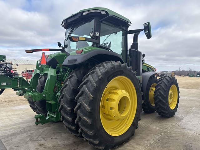 Image of John Deere 8R 410 equipment image 3