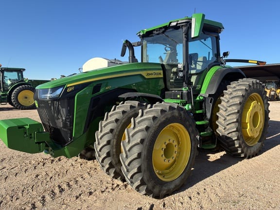 2025 John Deere 8R 410 Equipment Image0