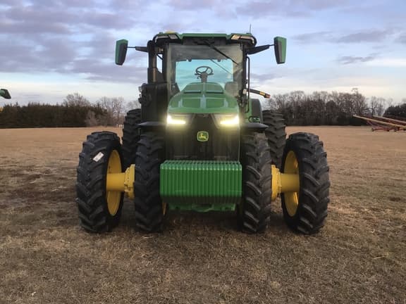 Image of John Deere 8R 410 equipment image 1