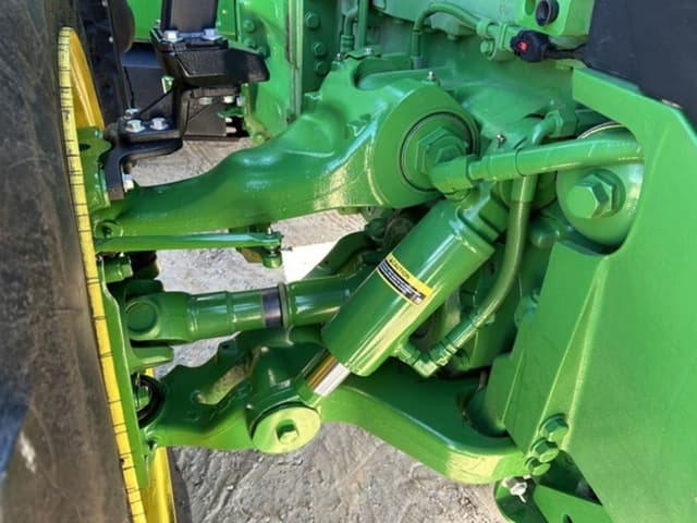 Image of John Deere 8R 410 equipment image 1