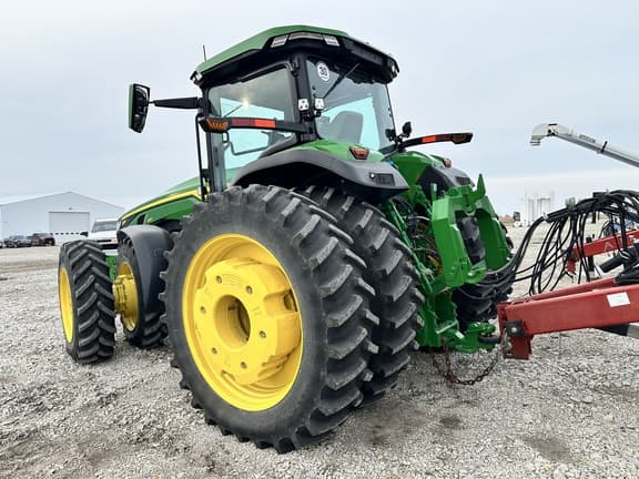 Image of John Deere 8R 410 equipment image 4
