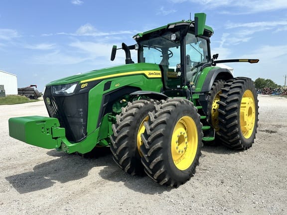 2025 John Deere 8R 410 Equipment Image0