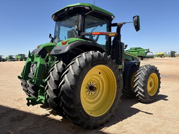 Image of John Deere 8R 370 equipment image 4