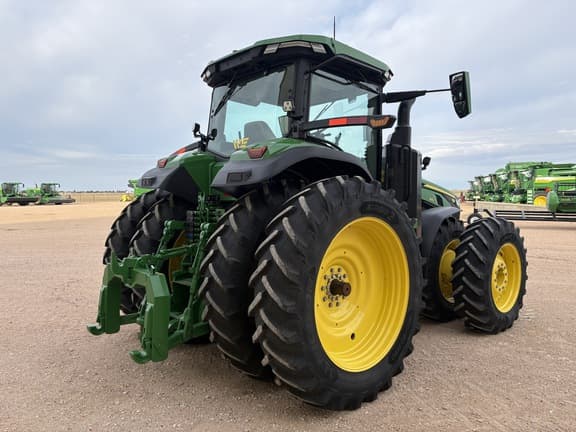 Image of John Deere 8R 370 equipment image 2