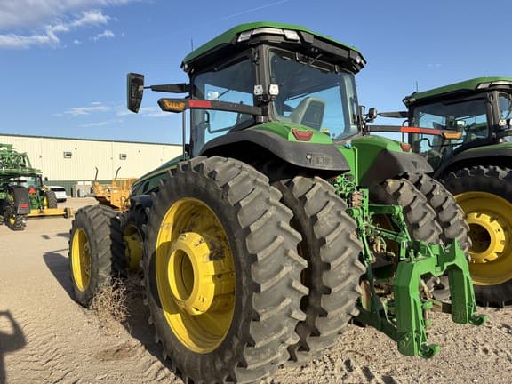 Image of John Deere 8R 410 equipment image 4