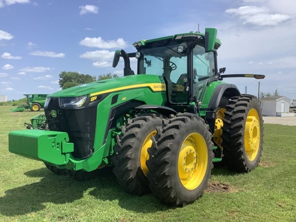 2025 John Deere 8R 410 Equipment Image0