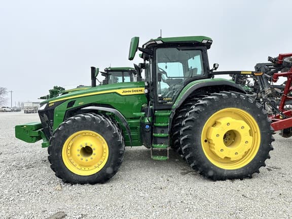 Image of John Deere 8R 410 equipment image 1