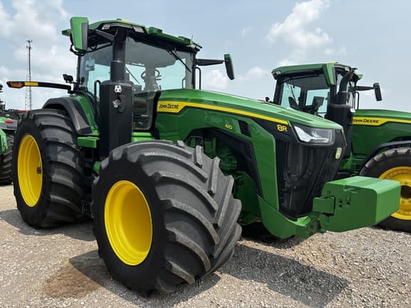 Image of John Deere 8R 410 equipment image 4