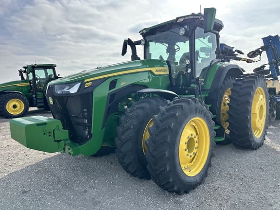 Image of John Deere 8R 410 Primary image