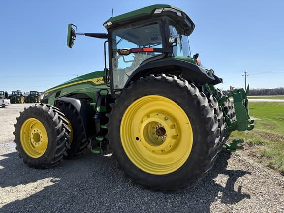 Image of John Deere 8R 410 equipment image 3