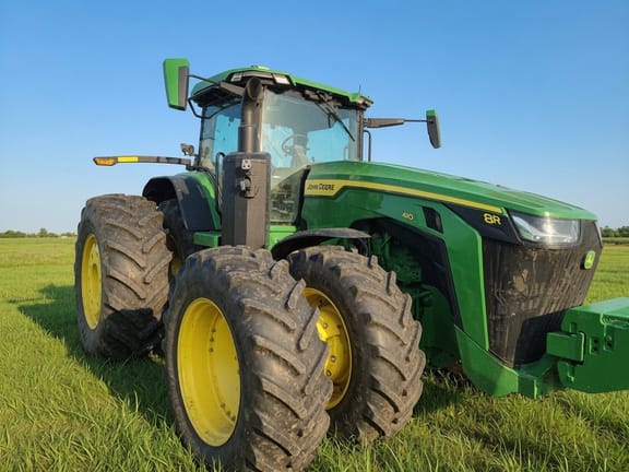 2025 John Deere 8R 410 Equipment Image0