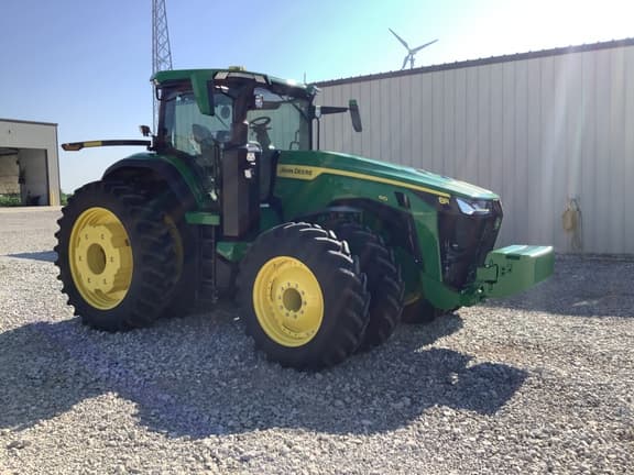 Image of John Deere 8R 410 equipment image 4