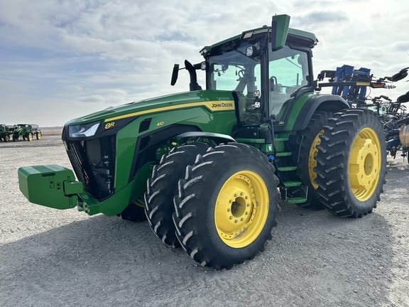 2025 John Deere 8R 410 Equipment Image0