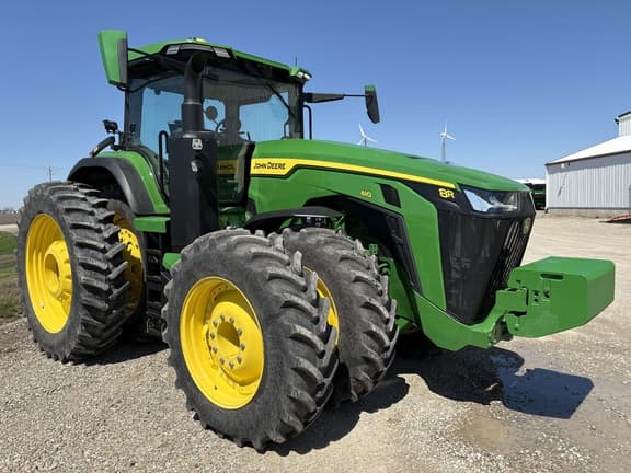 Image of John Deere 8R 410 equipment image 4