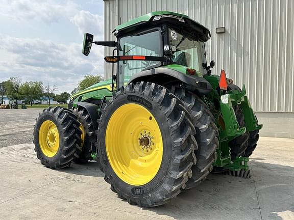 Image of John Deere 8R 410 equipment image 2