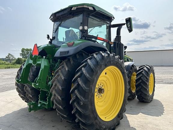 Image of John Deere 8R 410 equipment image 4