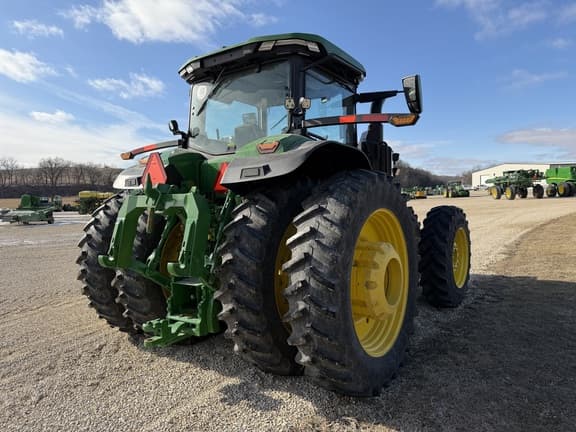 Image of John Deere 8R 410 equipment image 4